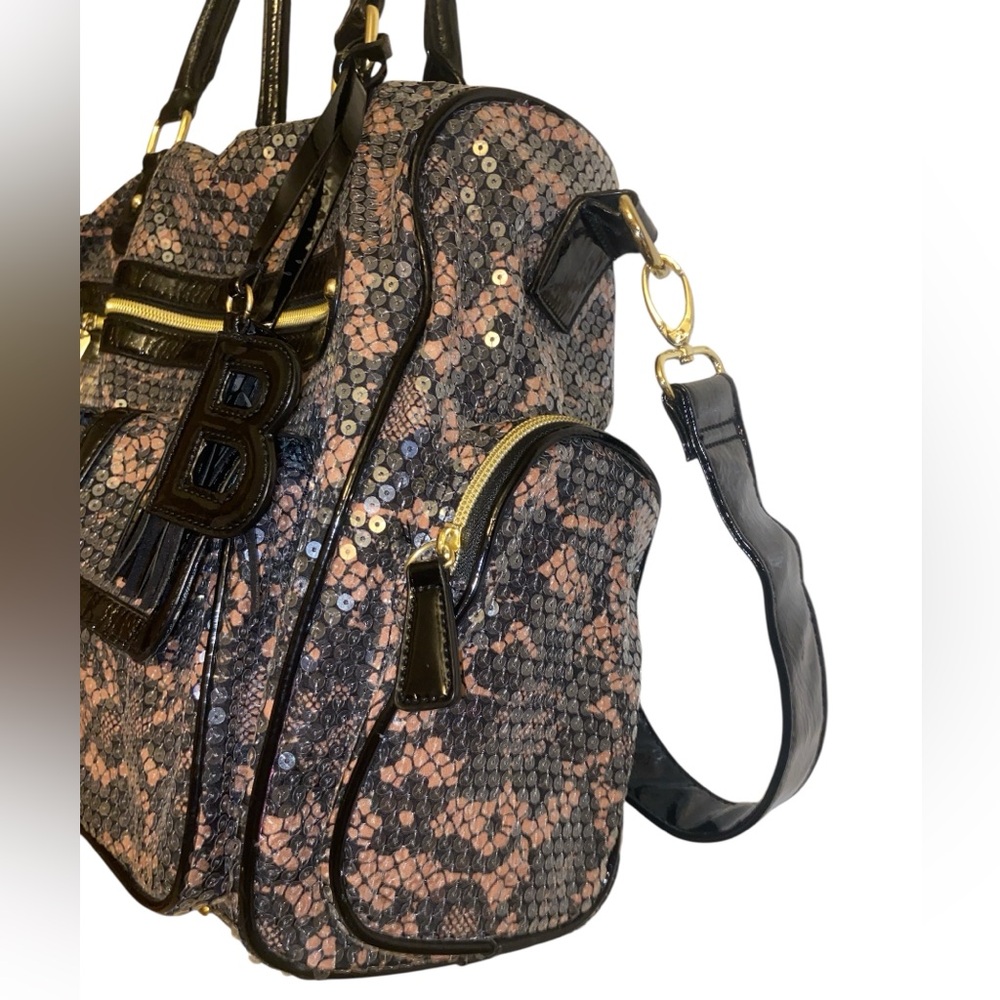 Betsey Johnson Black and gold sequined leopard print tote bag. - Picture 4 of 12